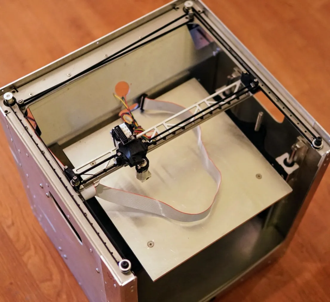Photo of a 3D printer made of sheet metal